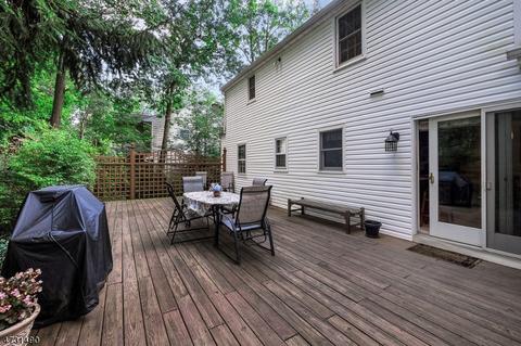 40 Lake Dr E, Wayne, NJ 07470 photo 18