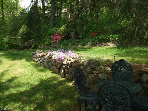 40 Lake Dr E, Wayne, NJ 07470 photo 13