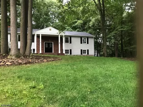 8 Beaver Dam Rd, Randolph, NJ 07869 photo 1