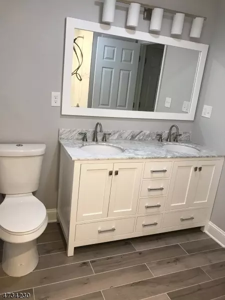 8 Beaver Dam Rd, Randolph, NJ 07869 photo 5