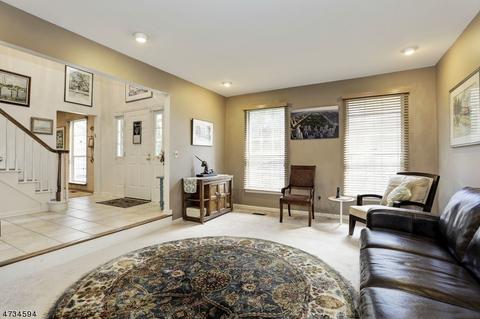 16 Birdseye Cir, Wayne, NJ 07470 photo 5