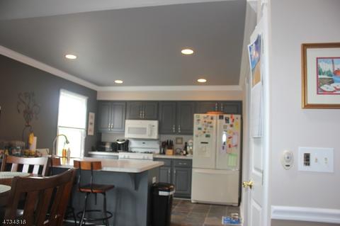 203 Harvard Dr, Hackettstown, NJ 07840 photo 4