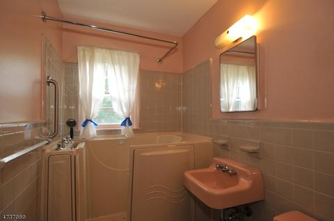 27 Glen Rd, Wayne, NJ 07470 photo 11
