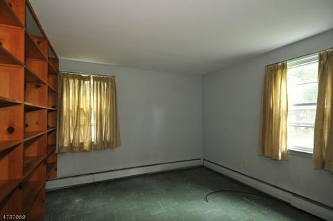 27 Glen Rd, Wayne, NJ 07470 photo 13
