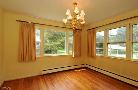 27 Glen Rd, Wayne, NJ 07470 photo 4