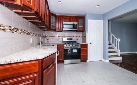 306 Trinity Pl, Hillside, NJ 07205 photo 1