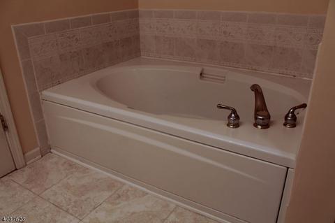 18 Carter Rd, Haskell, NJ 07420 photo 4