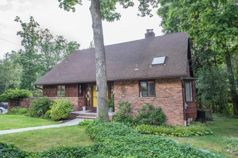 66 Algonquin Trl, Wayne, NJ 07470 photo 2