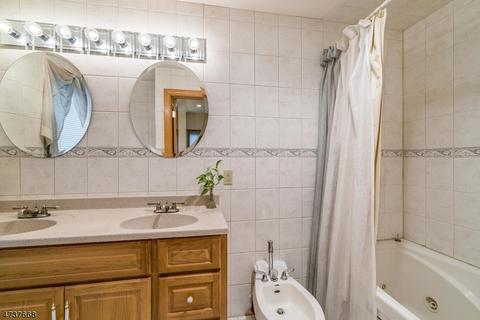 50 Alden Rd, Paramus, NJ 07652 photo 16