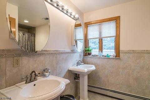 50 Alden Rd, Paramus, NJ 07652 photo 21