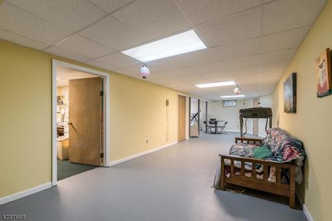 50 Alden Rd, Paramus, NJ 07652 photo 23