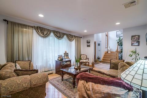 50 Alden Rd, Paramus, NJ 07652 photo 6