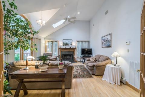 50 Alden Rd, Paramus, NJ 07652 photo 11