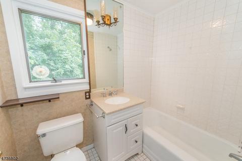 262 Alps Rd, Wayne, NJ 07470 photo 19