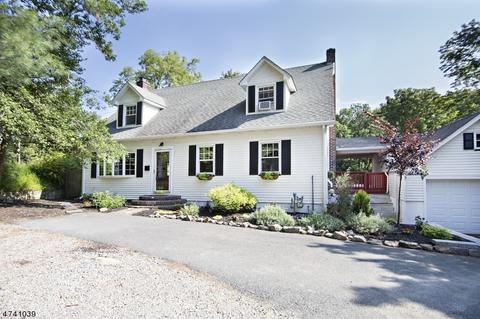 17 N Main St, Hackettstown, NJ 07840 photo 2