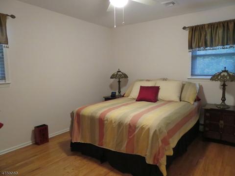 40 Lenox Rd, Wayne, NJ 07470 photo 17