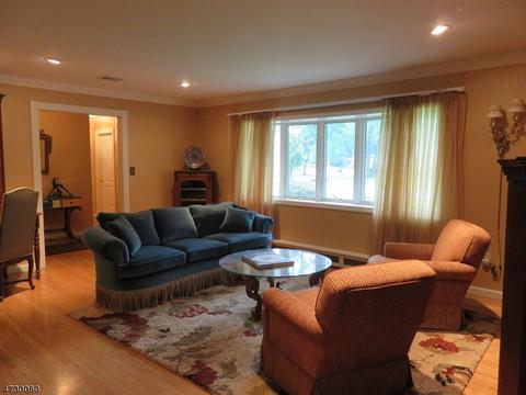 40 Lenox Rd, Wayne, NJ 07470 photo 4