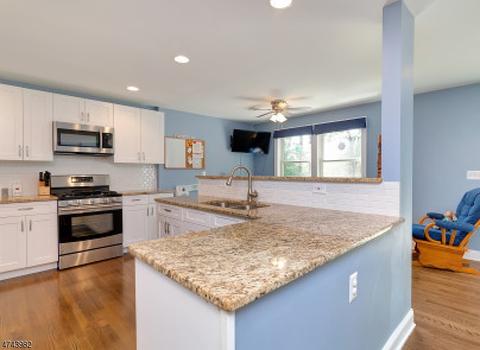 31 Bogert Rd, Montville Twp., NJ 07058 photo 2