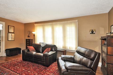 47 Rockview Ave, North Plainfield, NJ 07060 photo 5