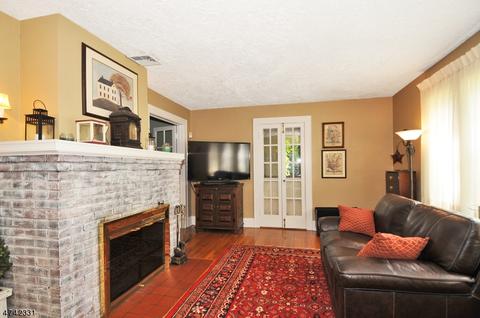 47 Rockview Ave, North Plainfield, NJ 07060 photo 4