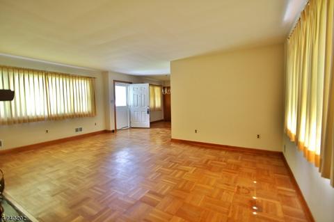 23 Christopher St, Dover, NJ 07801 photo 7
