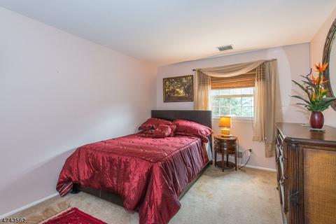 52 Oxbow Pl, Wayne, NJ 07470 photo 16