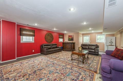 52 Oxbow Pl, Wayne, NJ 07470 photo 19