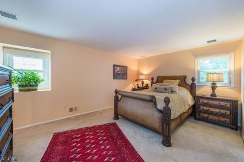 52 Oxbow Pl, Wayne, NJ 07470 photo 13