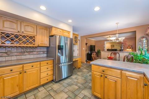 52 Oxbow Pl, Wayne, NJ 07470 photo 7