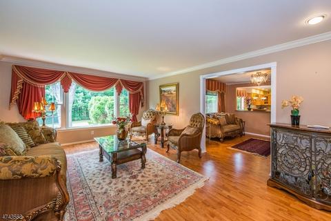 52 Oxbow Pl, Wayne, NJ 07470 photo 4