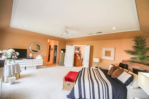 3 Queens Ln, Wayne, NJ 07470 photo 17