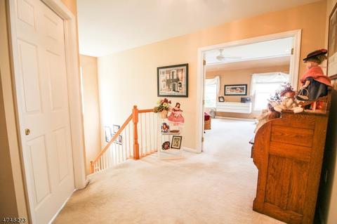 3 Queens Ln, Wayne, NJ 07470 photo 16