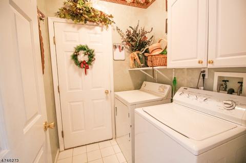3 Queens Ln, Wayne, NJ 07470 photo 13