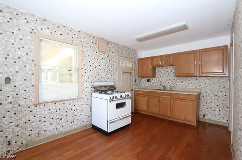 621 Summit Rd, Union, NJ 07083 photo 5
