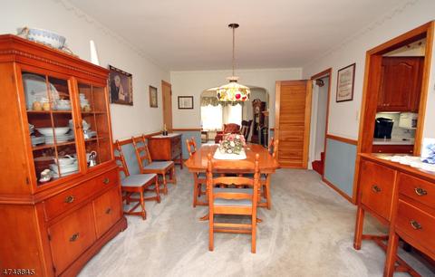 353 Parish Dr, Wayne, NJ 07470 photo 5