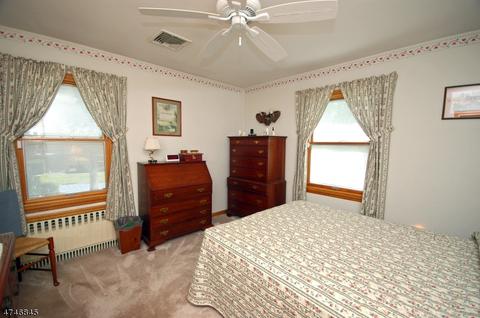 353 Parish Dr, Wayne, NJ 07470 photo 14