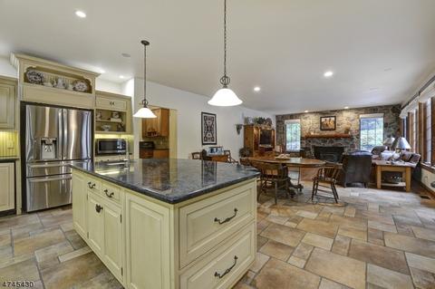 115 Black Brook Rd, Hampton, NJ 08827 photo 14