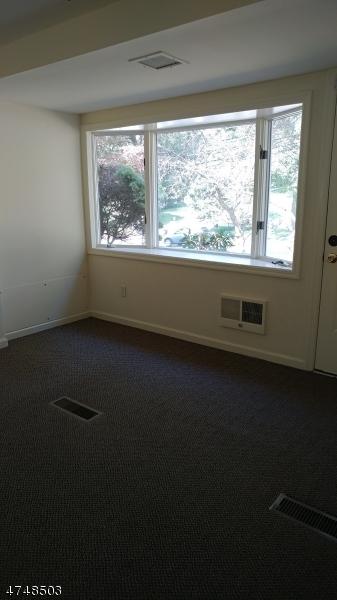 1480 Ratzer Rd, Wayne, NJ 07470 photo 4