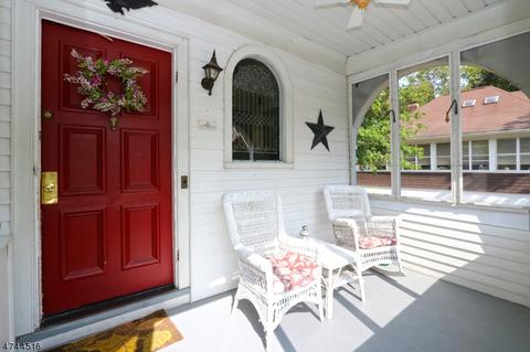 42 Maple Pl, Nutley, NJ 07110 photo 2