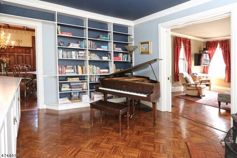 42 Maple Pl, Nutley, NJ 07110 photo 6