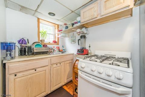 14 Mountain Rd, Wayne, NJ 07470 photo 21