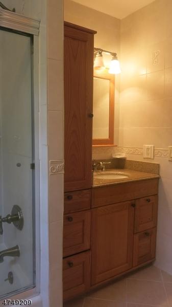 714 Warfield Rd, North Plainfield, NJ 07063 photo 6