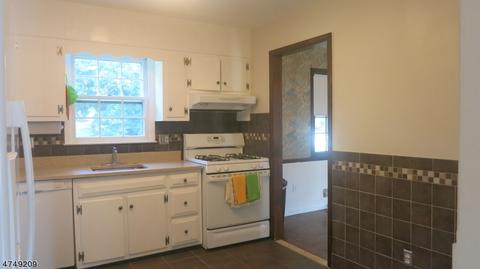 714 Warfield Rd, North Plainfield, NJ 07063 photo 19