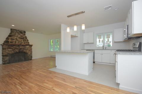 1 Oneida Trl, Wayne, NJ 07470 photo 6