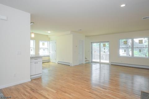 1 Oneida Trl, Wayne, NJ 07470 photo 9