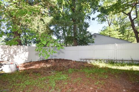 1 Oneida Trl, Wayne, NJ 07470 photo 17
