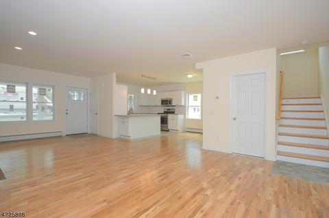 1 Oneida Trl, Wayne, NJ 07470 photo 8