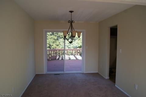 7 Devonshire Ct, Flemington, NJ 08822 photo 8