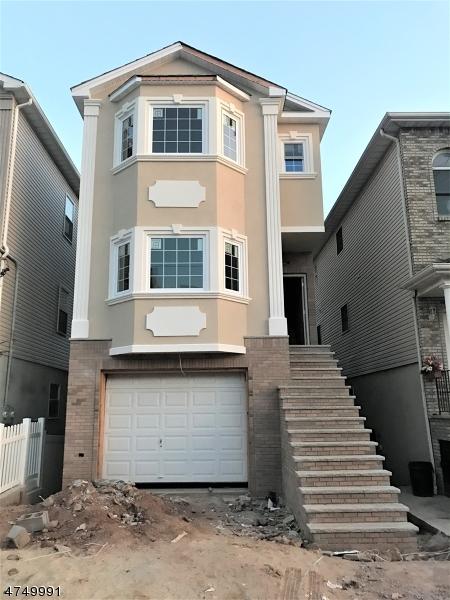 21 Davis St, Harrison, NJ 07029 photo 1
