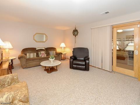 19 Teak Rd, Wayne, NJ 07470 photo 7